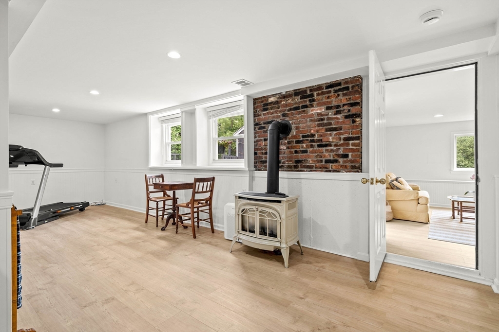 50 Holt Road Andover, MA 01810 - Photo 28 of 37
