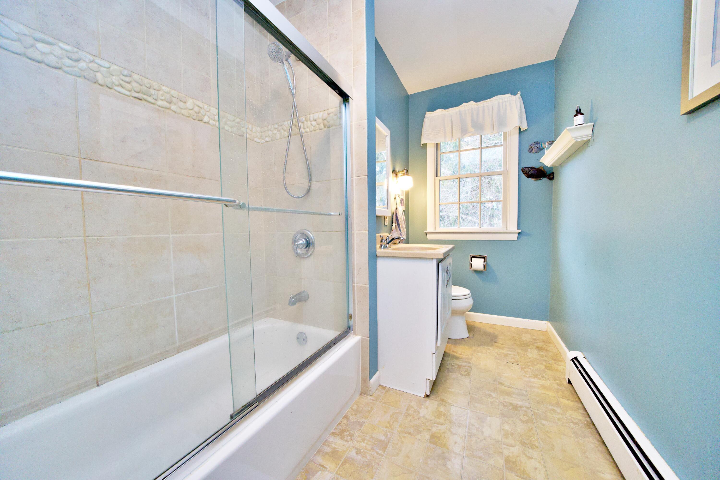 169 Juniper Street Bangor, ME 04401 - Photo 26 of 30 Bathroom