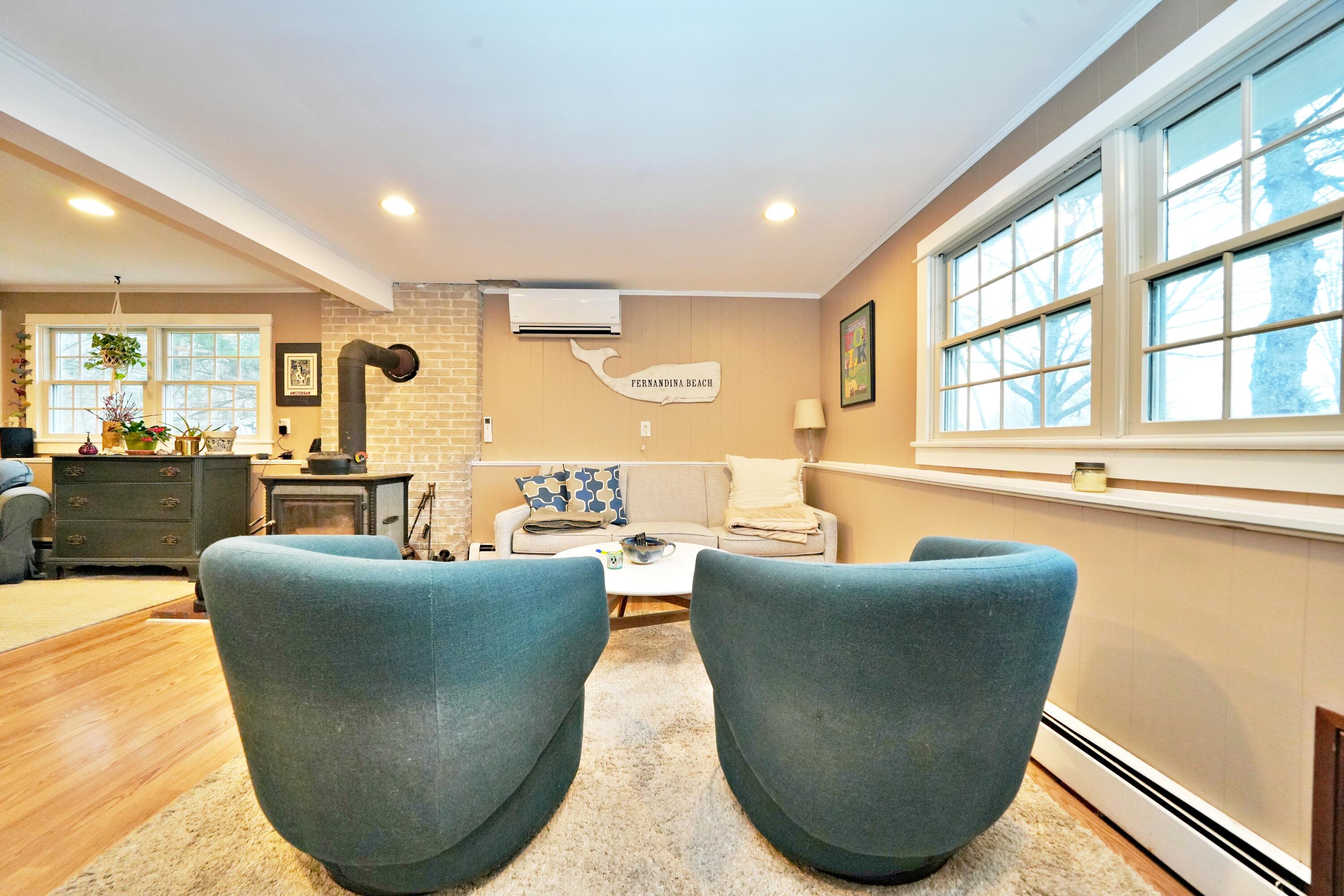 169 Juniper Street Bangor, ME 04401 - Photo 10 of 30 Family Room