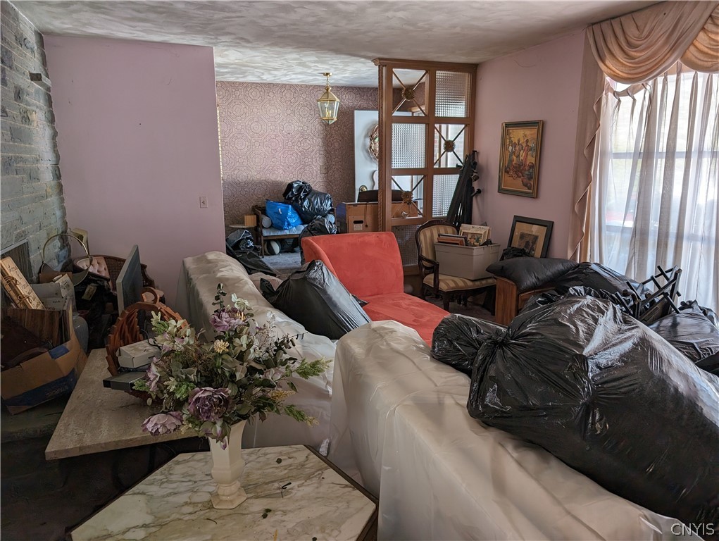 404 Kimber Road Syracuse, NY 13224 - Photo 8 of 36