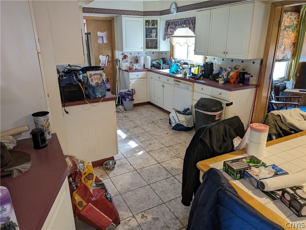 404 Kimber Road Syracuse, NY 13224 - Photo 10 of 36