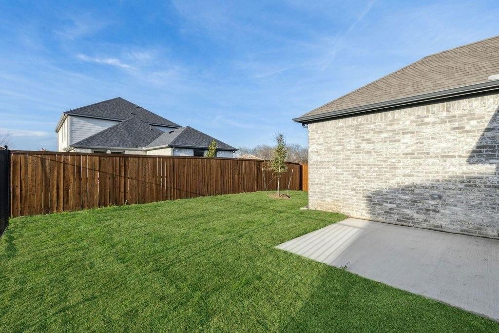 888 Sunflower Road Lavon, TX 75166 - Photo 3 of 31