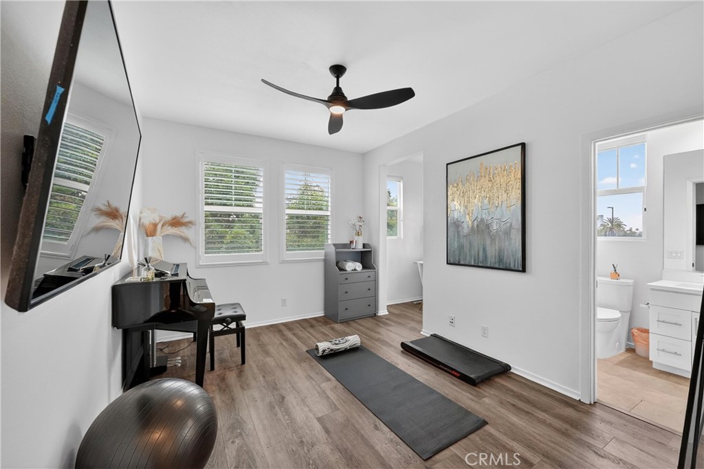 5724 Spring Street Buena Park, CA 90621 - Photo 14 of 32 Den Space