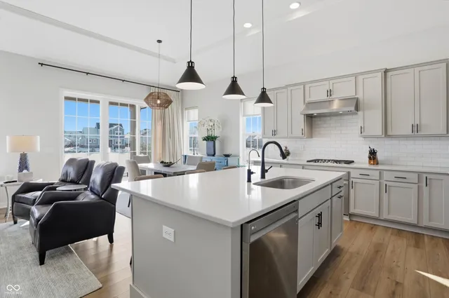 $875,000 | 15606 Woodford Drive, Westfield, IN 46074