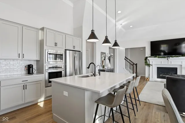 $875,000 | 15606 Woodford Drive, Westfield, IN 46074