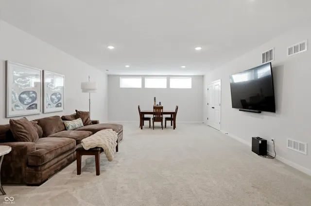 $875,000 | 15606 Woodford Drive, Westfield, IN 46074