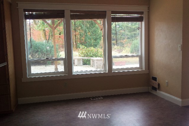 14703 Southeast 190th Street Renton, WA 98058 - Photo 10 of 25