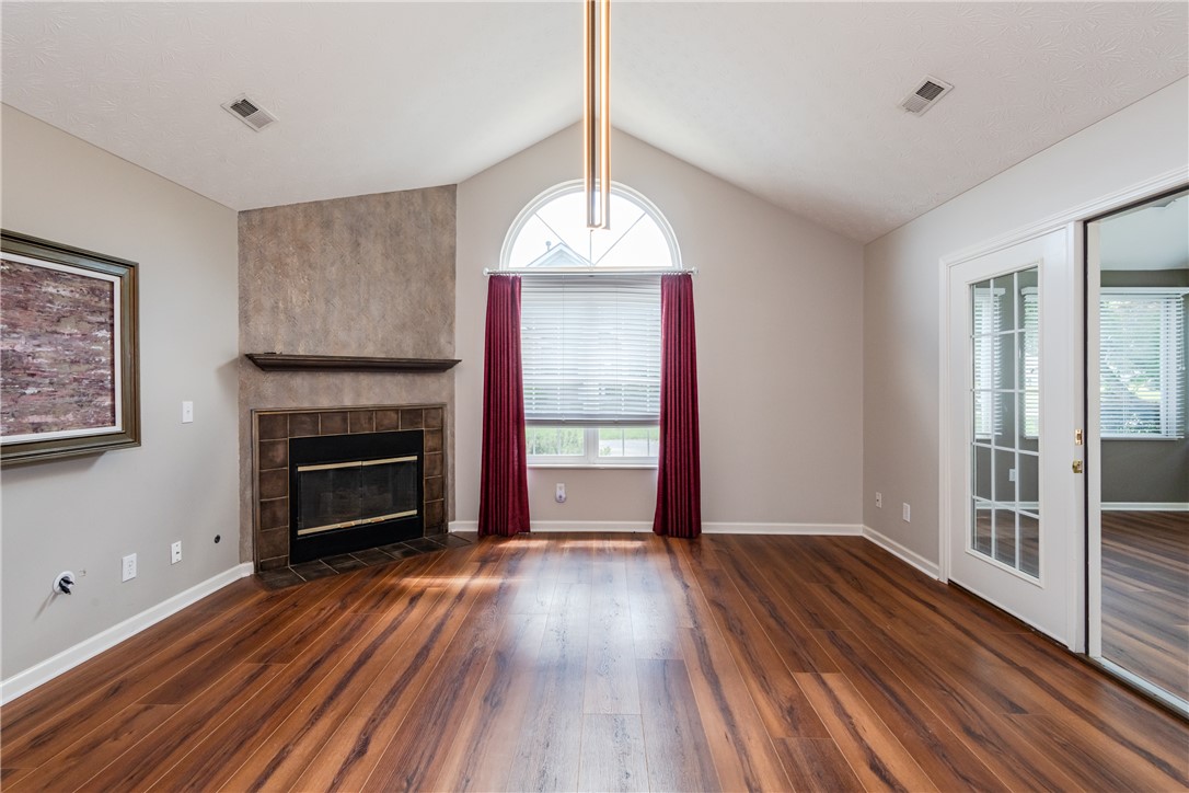 184 Edinburgh Springboro, OH 45066 - Photo 6 of 31