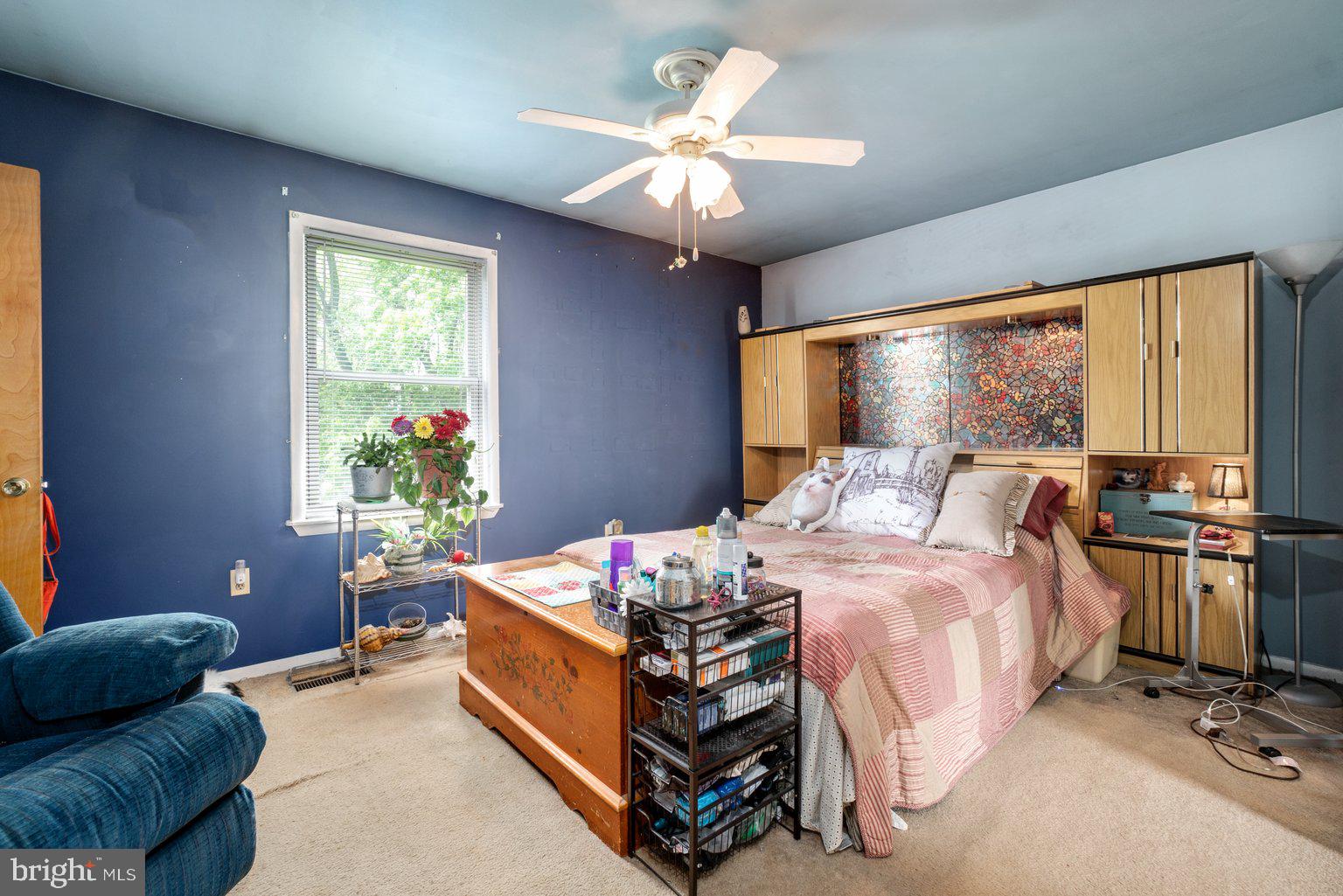 2432 Lodge Farm Road Baltimore, MD 21219 - Photo 21 of 35 Primary Suite