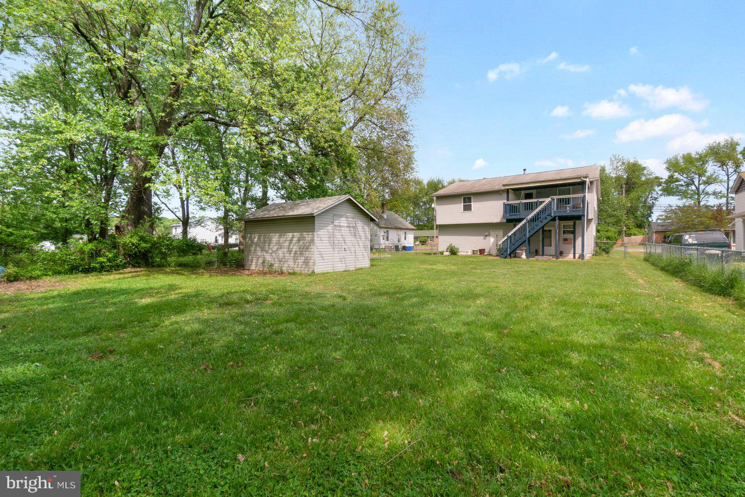 2432 Lodge Farm Road Baltimore, MD 21219 - Photo 32 of 35 rear fenced yard