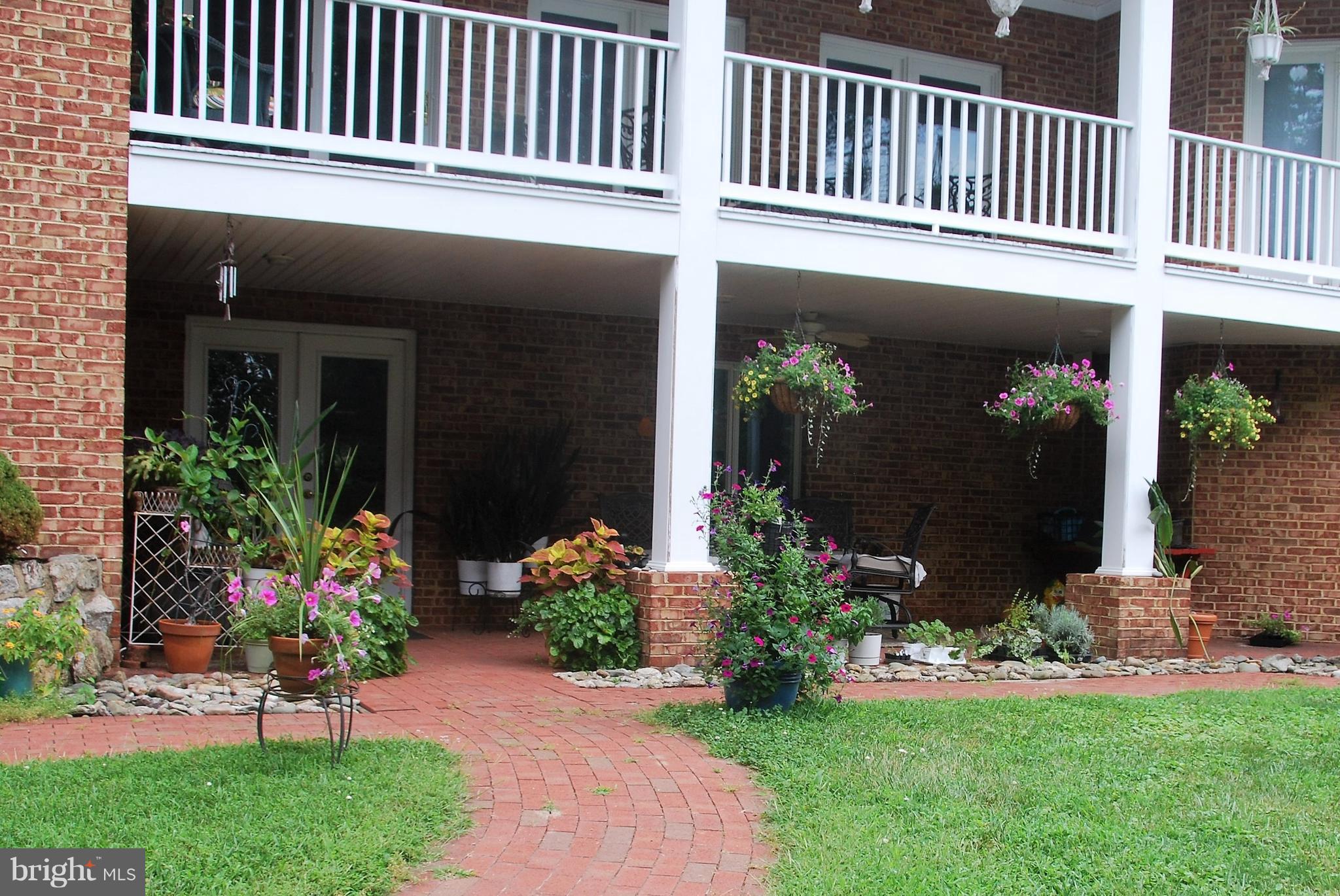 5114 Slate Mills Road Boston, VA 22713 - Photo 23 of 37 Porch