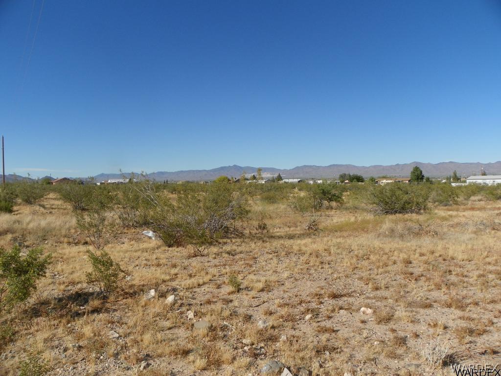 0 Emery Park Road Golden Valley, AZ 86413 - Photo 4 of 5 Mountain Views