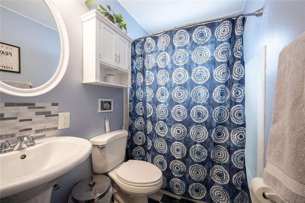 2154 North Riley Avenue Indianapolis, IN 46218 - Photo 19 of 27 Gallery Image 19