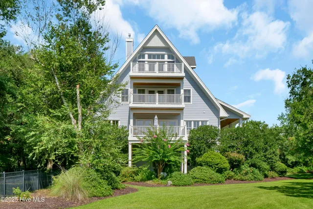 $2,000,000 | 6428 Shinncreek Lane, Wilmington, NC 28409