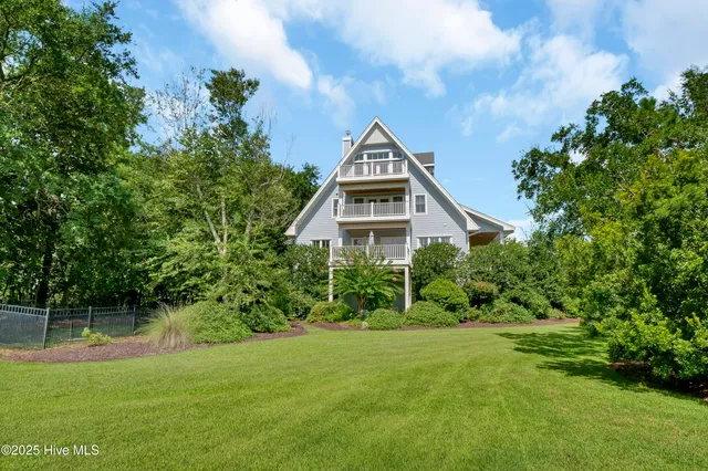 $2,000,000 | 6428 Shinncreek Lane, Wilmington, NC 28409