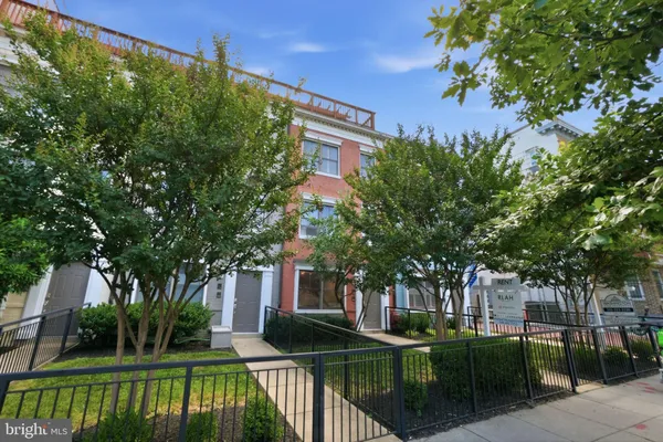 $2,400 | 1413 11th Street Northwest, Unit A, Washington, DC 20001