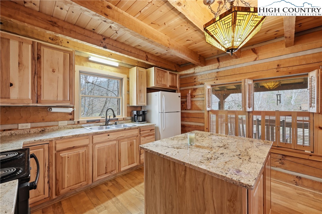 1047 Aubrey Turner Road Crumpler, NC 28617 - Photo 10 of 42