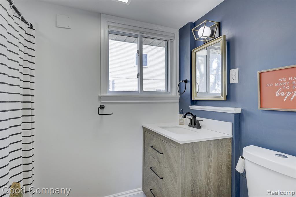 4896 Chicago Road Warren, MI 48092 - Photo 36 of 80 Gallery Image 36