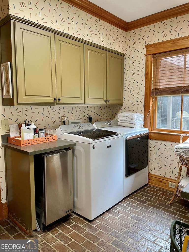 2106 Adams Street Vidalia, GA 30474 - Photo 21 of 47 a bathroom with a sink and a mirror