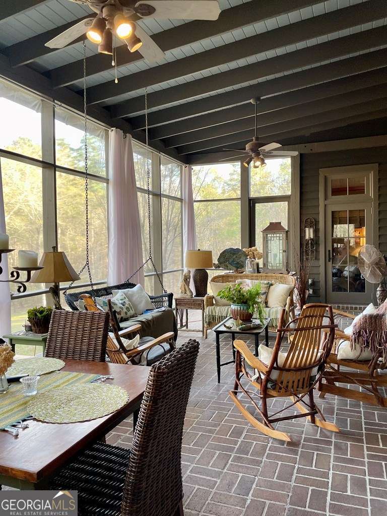 2106 Adams Street Vidalia, GA 30474 - Photo 24 of 47 a living room with furniture and a large window