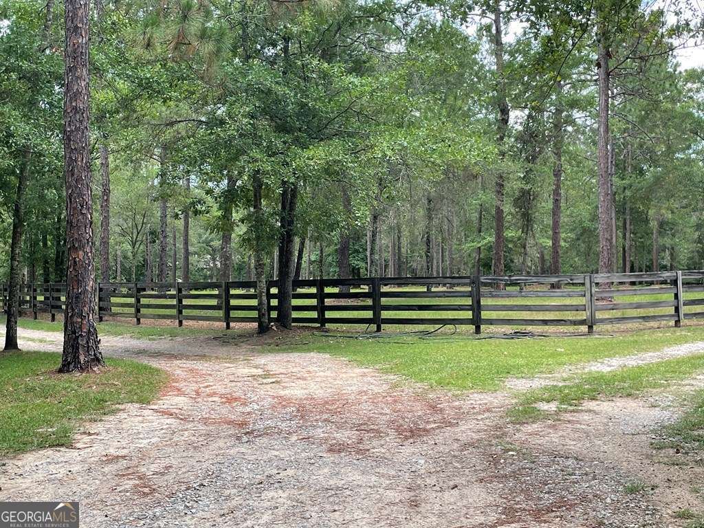 2106 Adams Street Vidalia, GA 30474 - Photo 47 of 47 a view of park with trees