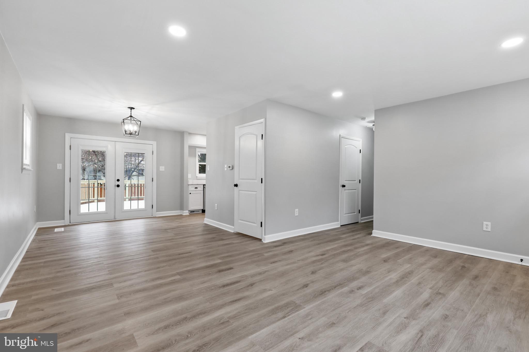 230 Candytuft Road Reisterstown, MD 21136 - Photo 5 of 24