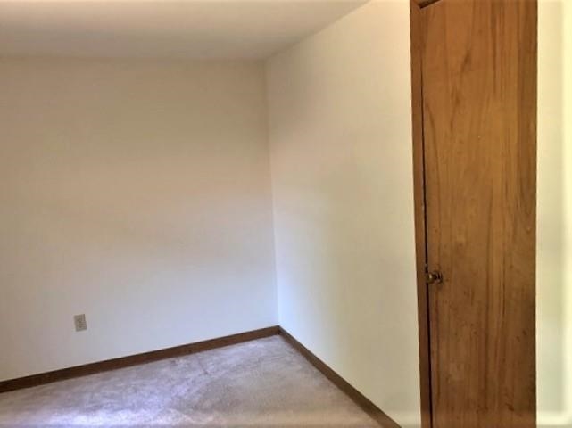 5809 Middle Street Hale, MI 48739 - Photo 19 of 36 1910564-18.JPG