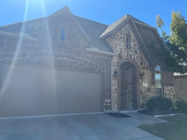 $2,550 | 10709 Craven Street, McKinney, TX 75072