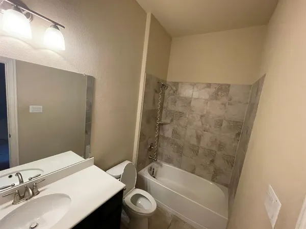 $2,550 | 10709 Craven Street, McKinney, TX 75072