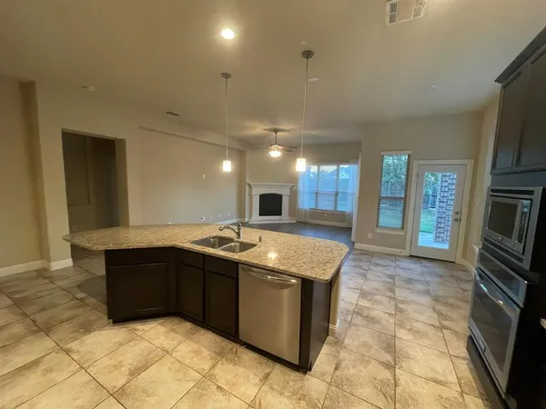 $2,550 | 10709 Craven Street, McKinney, TX 75072