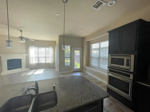 $2,550 | 10709 Craven Street, McKinney, TX 75072
