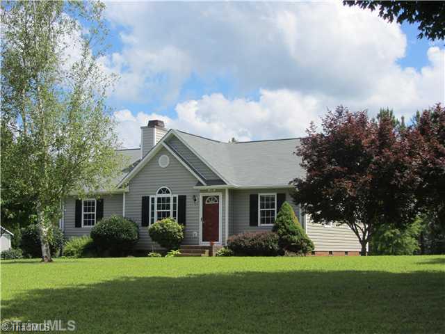 140 Farmview Road Madison, NC 27025 - Photo 1 of 16 Exterior Front.