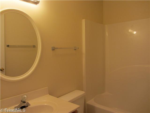140 Farmview Road Madison, NC 27025 - Photo 16 of 16 Other Bath.