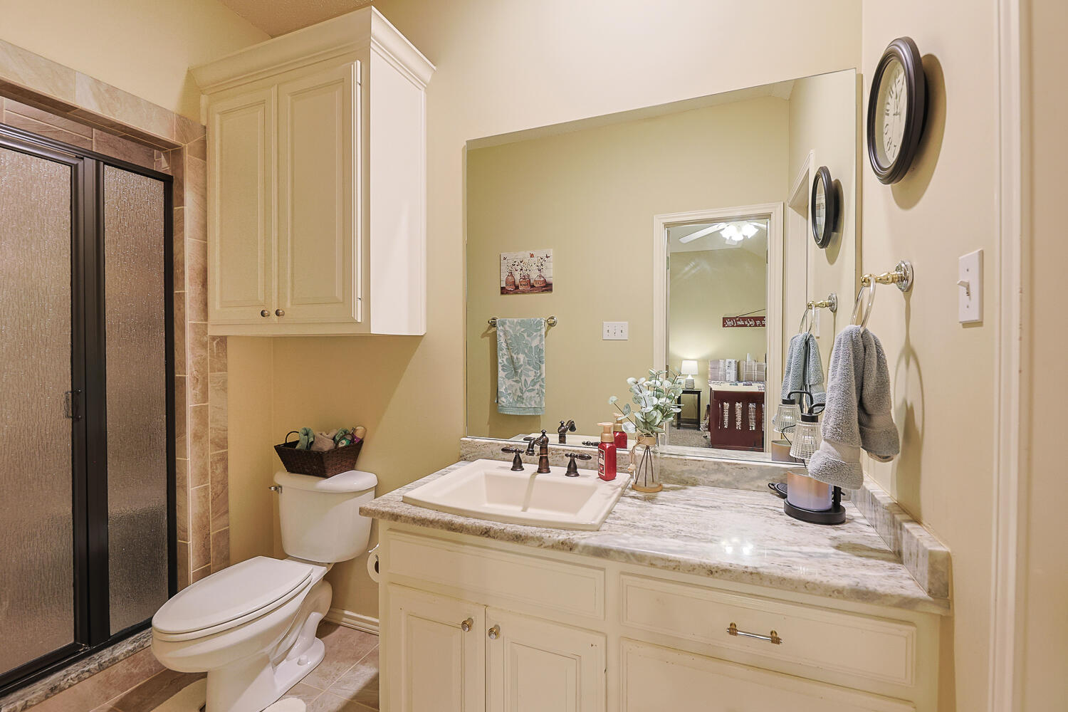 5007 C R 1435 Lubbock, TX 79407 - Photo 67 of 89 Fourth Bathroom
