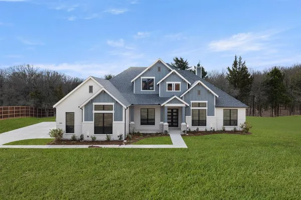 $749,900 | 4650 Bonanza Drive, Midlothian, TX 76065