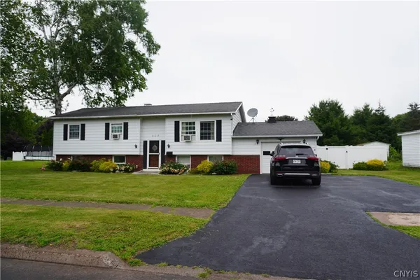 $275,000 | 309 Walnut Street, Oswego, NY 13126