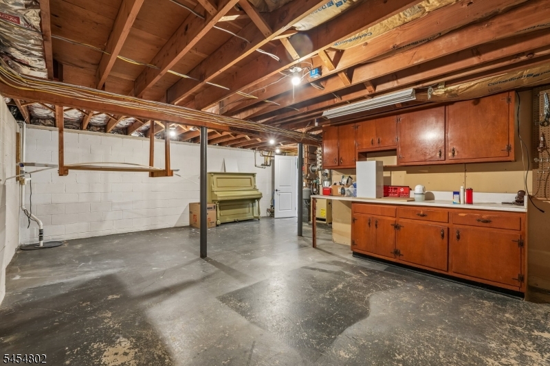 58 Beech Road Randolph, NJ 07869 - Photo 45 of 46 Gallery Image 45
