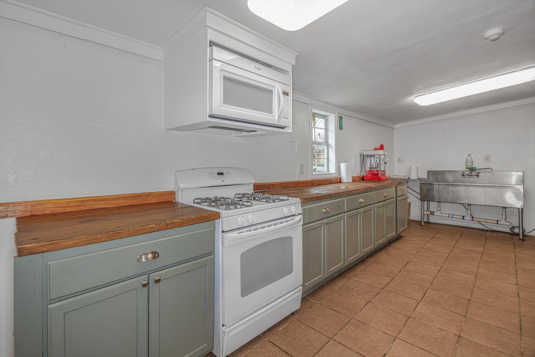 905 43rd Street Galveston, TX 77550 - Photo 21 of 43