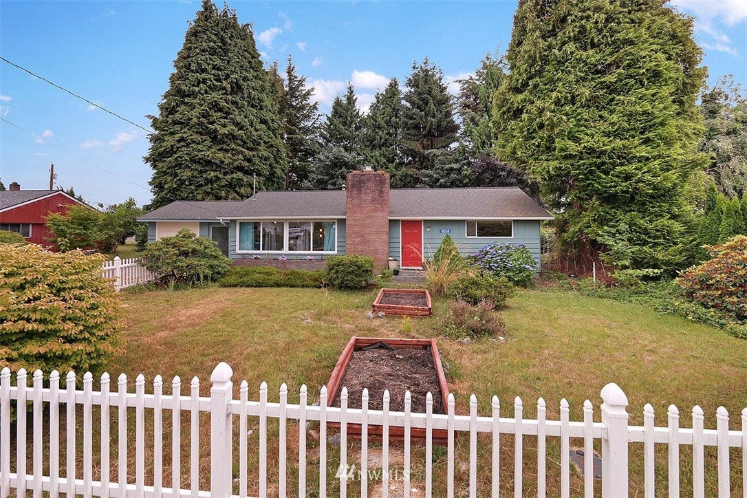18208 Peterson Road Burlington, WA 98233 - Photo 1 of 21