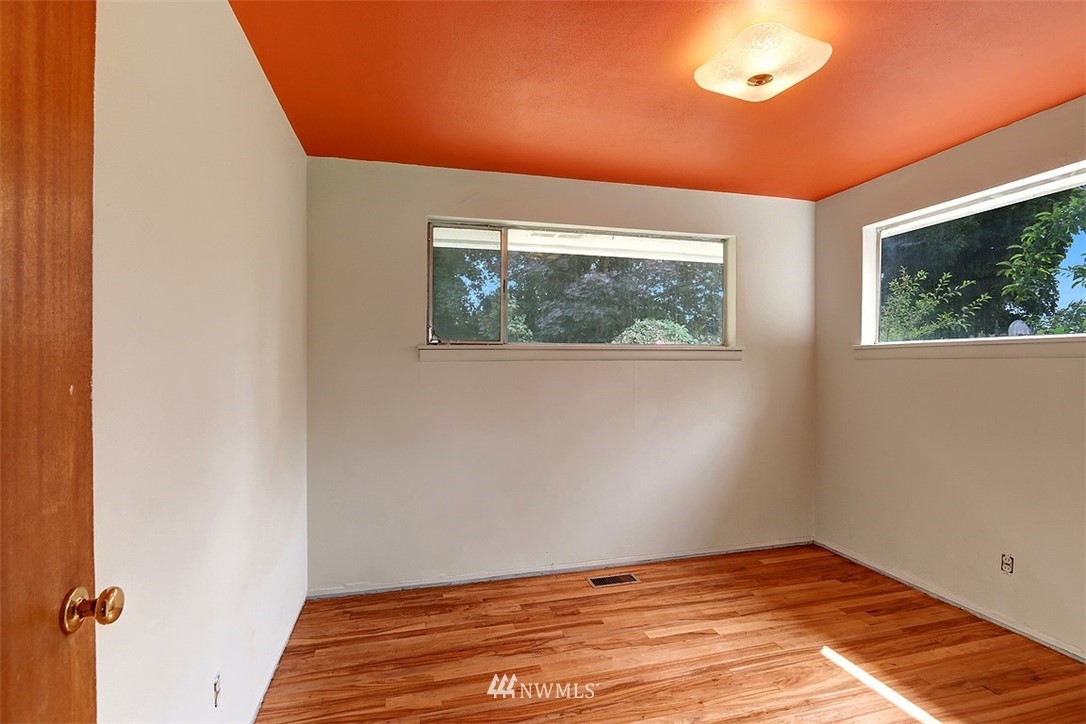 18208 Peterson Road Burlington, WA 98233 - Photo 11 of 21