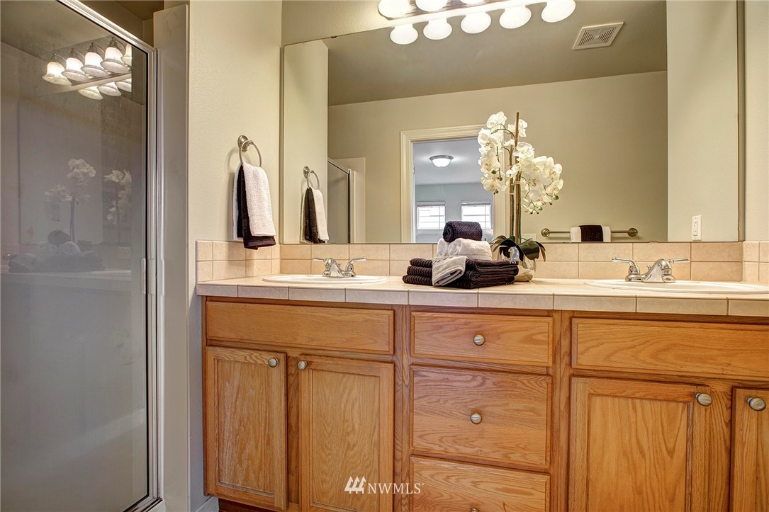 24065 40th Lane Southeast, Unit 38 Bothell, WA 98021 - Photo 14 of 23