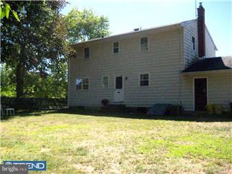 43 Maitland Road Hamilton, NJ 08620 - Photo 12 of 12 Exterior Back