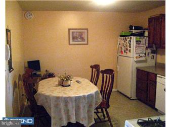 43 Maitland Road Hamilton, NJ 08620 - Photo 3 of 12 Kitchen