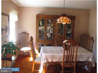 43 Maitland Road Hamilton, NJ 08620 - Photo 4 of 12 Dining Room