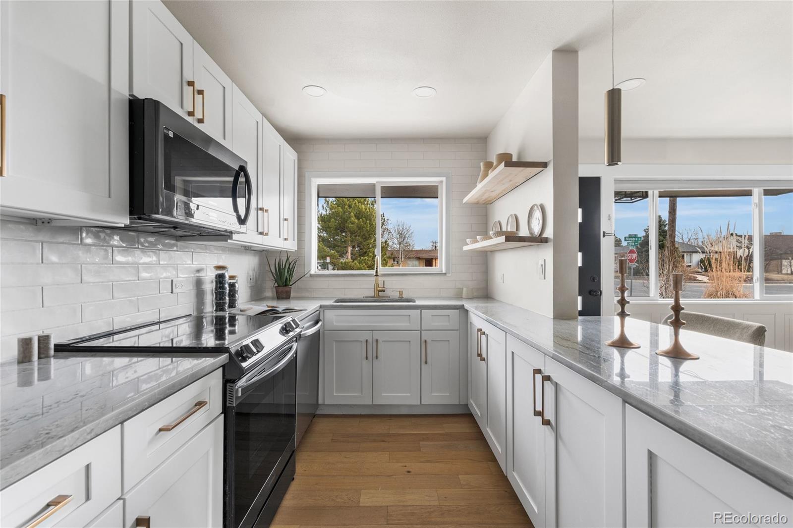 2901 Niagara Street Denver, CO 80207 - Photo 12 of 41