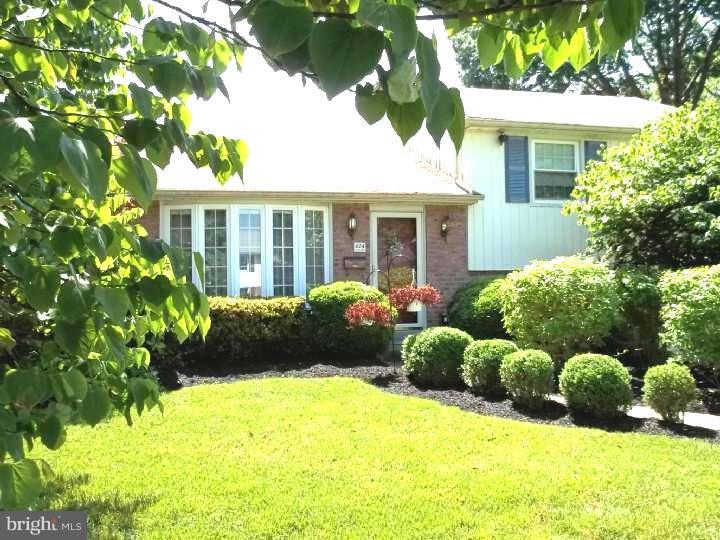 604 Cheyney Road Springfield, PA 19064 - Photo 1 of 11 Exterior Front