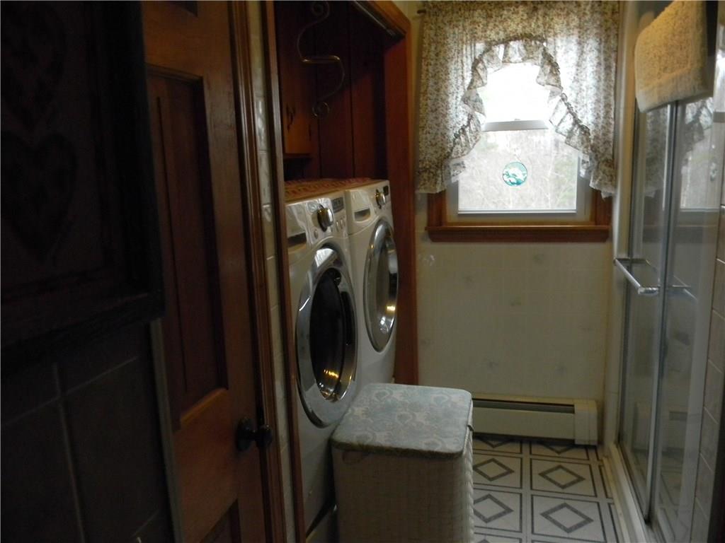 144 Waldoboro Road Washington, ME 04574 - Photo 14 of 35 1ST FLOOR BATH