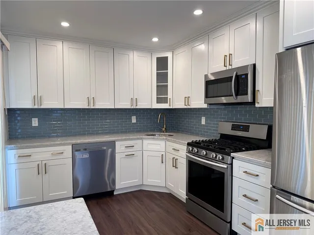 $2,600 | 12 Covington Court, Unit 12, East Brunswick, NJ 08816