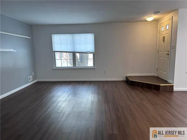 $2,600 | 12 Covington Court, Unit 12, East Brunswick, NJ 08816