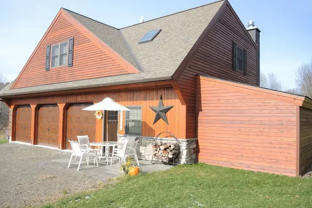 $749,000 | 173 Bowen Road, Middlefield, NY 13326